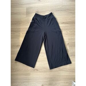 Lululemon Blissed Out HR Culottes 21" Wide Leg‎ Modal Crop Pants Size 4 Black
